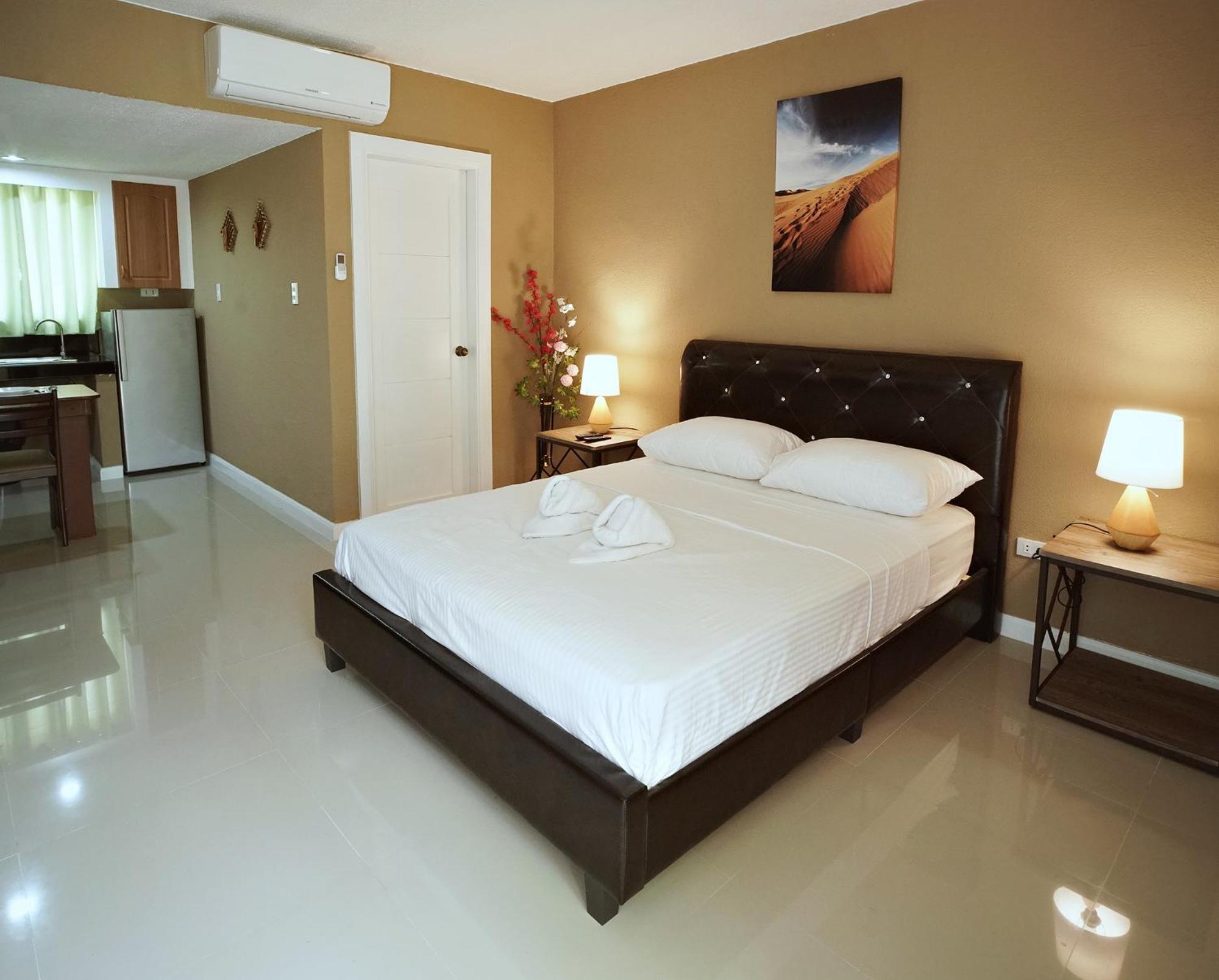 Coco Cabana Apartelle Panglao Room photo
